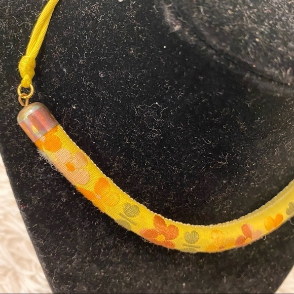 Vintage 90s Cheerful Yellow Embroidered Necklace - Picture 9 of 12